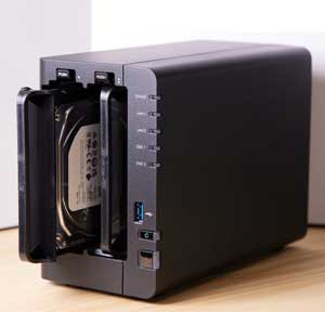 ネットワークに接続できる大容量の記憶装置