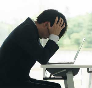 トラブルが発生したノートPC